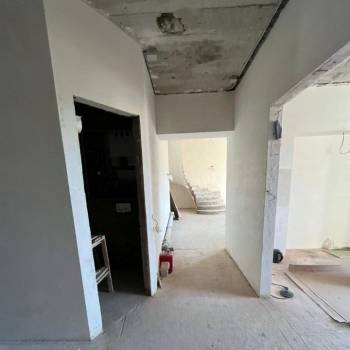 Продается Многокомнатная квартира, 180 м²