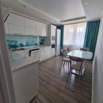 Сдается 2-х комнатная квартира, 65,8 м²