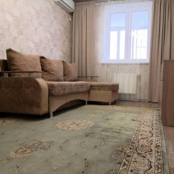 Продается 1-комнатная квартира, 45 м²