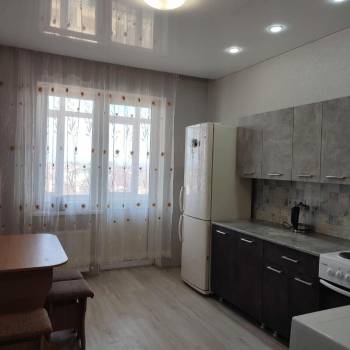 Сдается 1-комнатная квартира, 38 м²