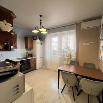 Продается 2-х комнатная квартира, 68 м²