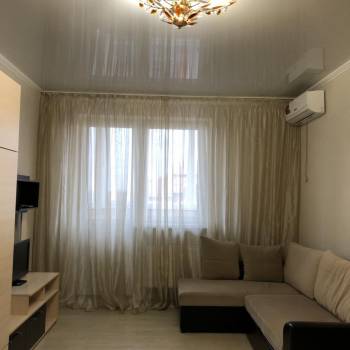 Сдается 1-комнатная квартира, 44 м²