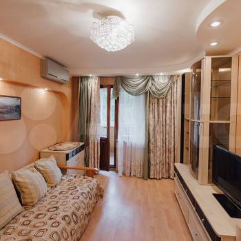 Сдается Многокомнатная квартира, 58,8 м²