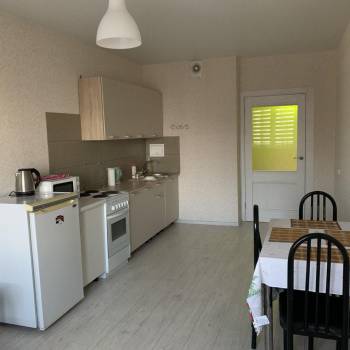 Сдается 1-комнатная квартира, 46 м²