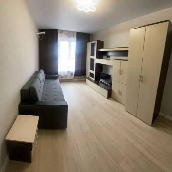 Сдается 1-комнатная квартира, 41 м²