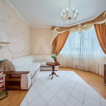 Сдается 2-х комнатная квартира, 90 м²