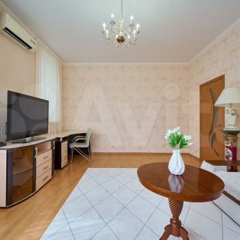 Сдается 2-х комнатная квартира, 90 м²