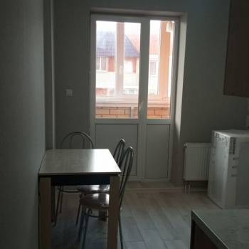 Продается 1-комнатная квартира, 36 м²