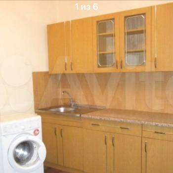 Сдается 1-комнатная квартира, 40 м²