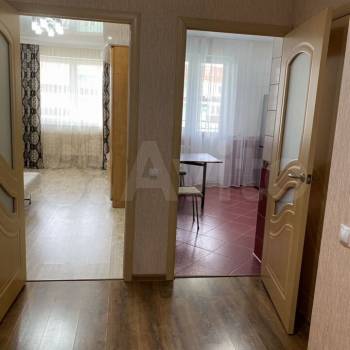 Сдается 1-комнатная квартира, 38 м²