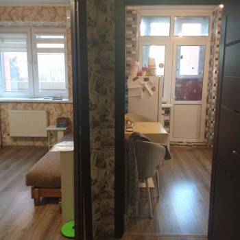 Продается 1-комнатная квартира, 32 м²
