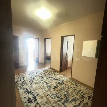 Сдается 2-х комнатная квартира, 70 м²