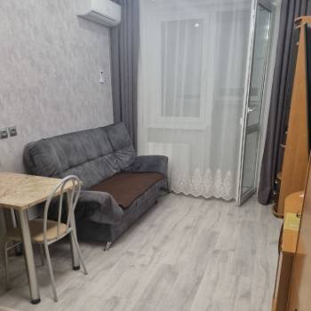Сдается 1-комнатная квартира, 40,6 м²
