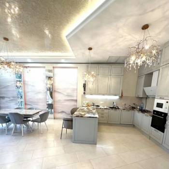 Продается 3-х комнатная квартира, 101 м²