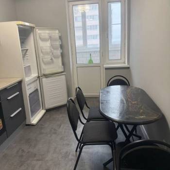 Сдается 1-комнатная квартира, 39 м²