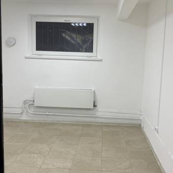 Сдается Нежилое помещение, 18 м²