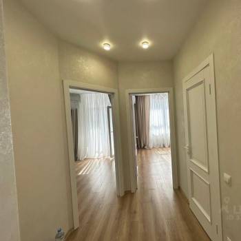 Продается 1-комнатная квартира, 35 м²