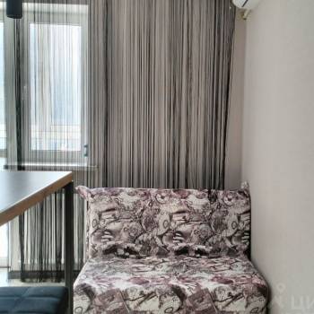 Сдается 1-комнатная квартира, 40 м²