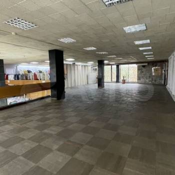 Сдается Торговое помещение, 200 м²