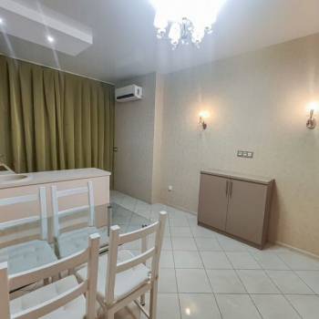 Сдается 2-х комнатная квартира, 76 м²