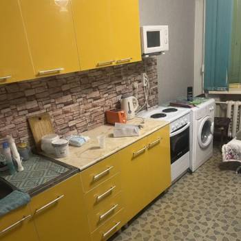 Продается 1-комнатная квартира, 36 м²