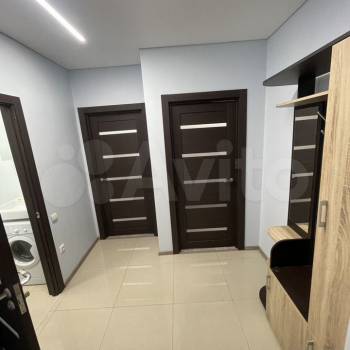 Сдается 1-комнатная квартира, 42 м²