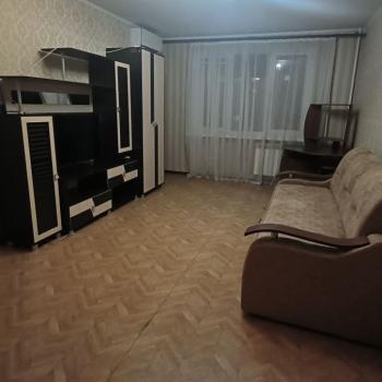 Сдается 2-х комнатная квартира, 67,6 м²