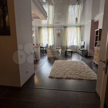 Продается 2-х комнатная квартира, 73 м²