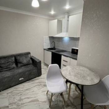 Сдается 1-комнатная квартира, 43 м²