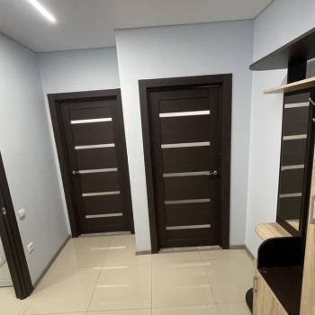 Продается 1-комнатная квартира, 42 м²