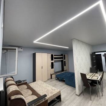 Продается 1-комнатная квартира, 42 м²
