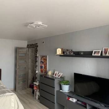 Продается 1-комнатная квартира, 30,8 м²