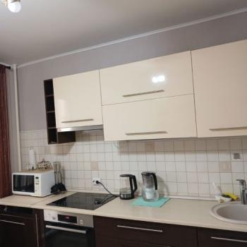 Сдается 1-комнатная квартира, 38 м²