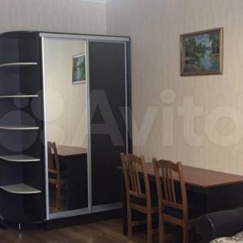 Сдается 1-комнатная квартира, 47 м²