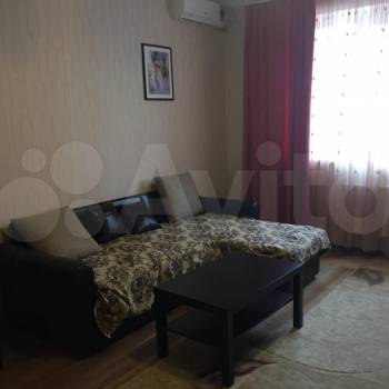 Сдается 1-комнатная квартира, 47 м²