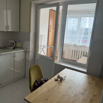 Сдается 1-комнатная квартира, 42 м²