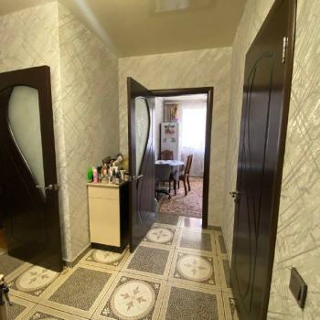 Продается 1-комнатная квартира, 42 м²