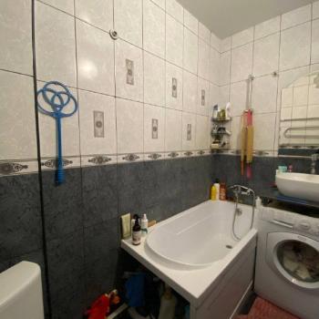 Продается 1-комнатная квартира, 42 м²