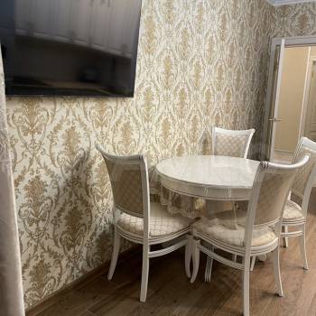 Сдается 1-комнатная квартира, 43 м²