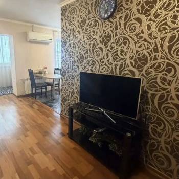 Сдается 1-комнатная квартира, 43 м²