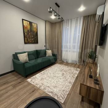 Сдается 1-комнатная квартира, 38 м²