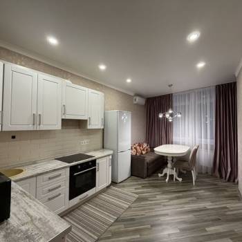 Сдается 1-комнатная квартира, 47 м²