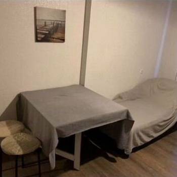 Продается 1-комнатная квартира, 42 м²