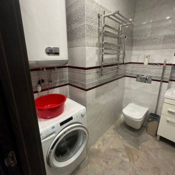 Сдается 2-х комнатная квартира, 80 м²