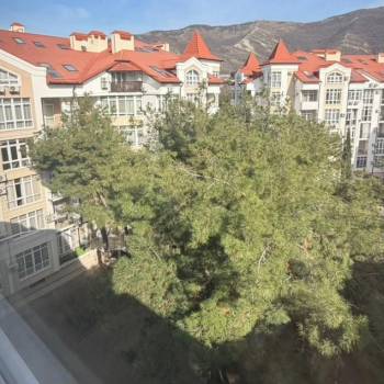 Продается 2-х комнатная квартира, 150 м²