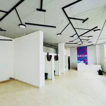 Продается Нежилое помещение, 153 м²