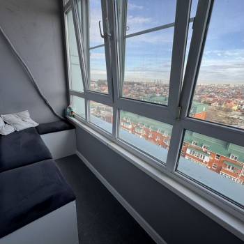 Продается 1-комнатная квартира, 52,9 м²