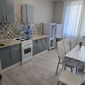 Сдается 1-комнатная квартира, 35 м²