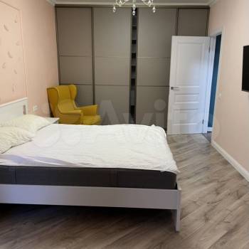 Сдается 2-х комнатная квартира, 91 м²