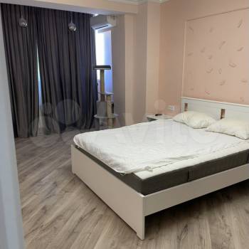 Сдается 2-х комнатная квартира, 91 м²